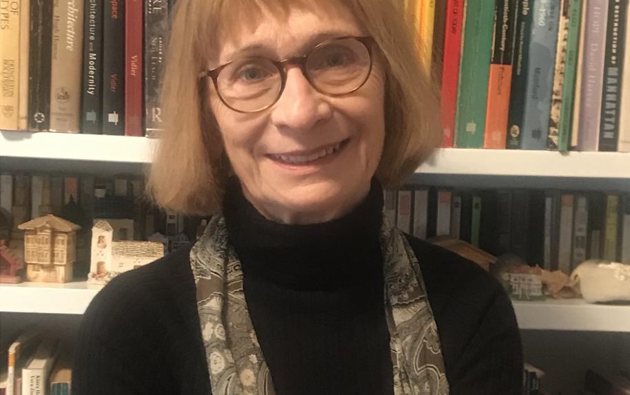 Professor Zeynep Çelik